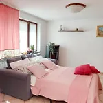 Casa Pepolina, Zona Tranquilla, Piano Terra Con Parcheggio *