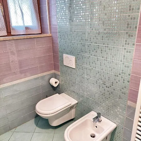 Casa Pepolina, Zona Tranquilla, Piano Terra Con Parcheggio דירה מאלסקו