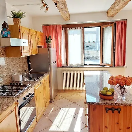 דירה Casa Pepolina, Zona Tranquilla, Piano Terra Con Parcheggio *