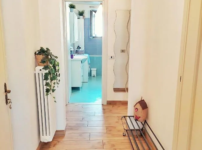 Casa Pepolina, Zona Tranquilla, Piano Terra Con Parcheggio Apartman